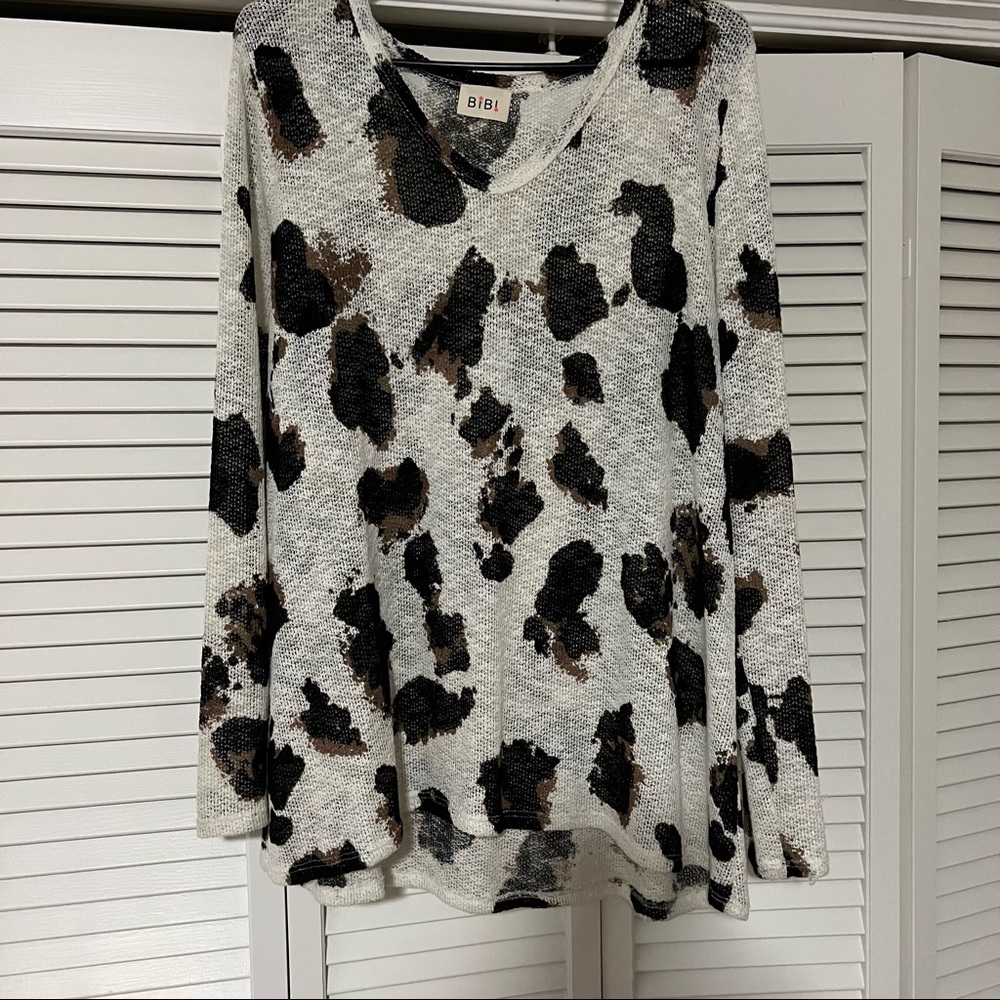 Patterned blouse - Picture 1 of 2